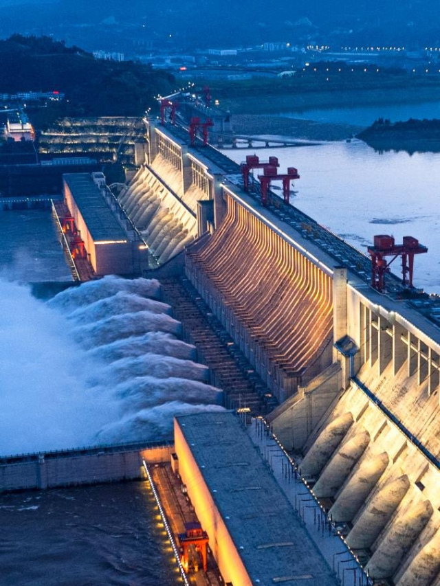 Chinese Three Gorges Dam: A $37 Billion Engineering Wonder